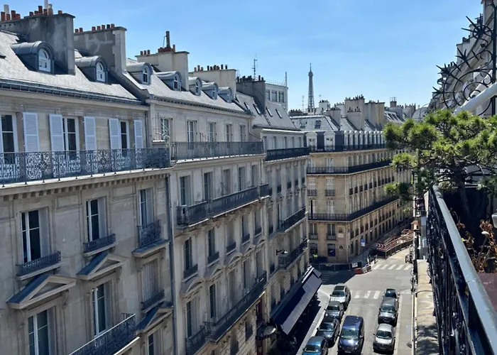 Apartment Golden Triangle Champs-elysees Paris